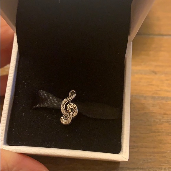 Pandora music 🎶 charm - Picture 2 of 7